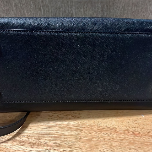 Michael Kors Leather Purse Cross Body or Hand Bag - Picture 8 of 16